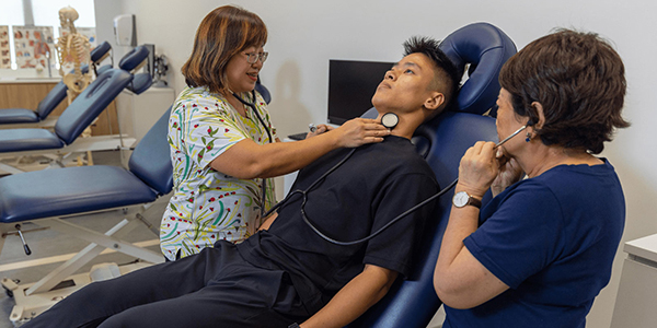 Nurse is checking the patient health.