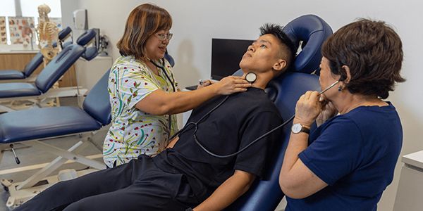 Nurse is checking the patient health.